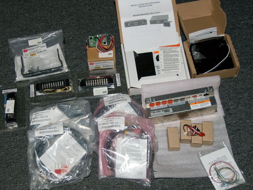 For Sale Complete brand new Undercover Police lights and sirens kit